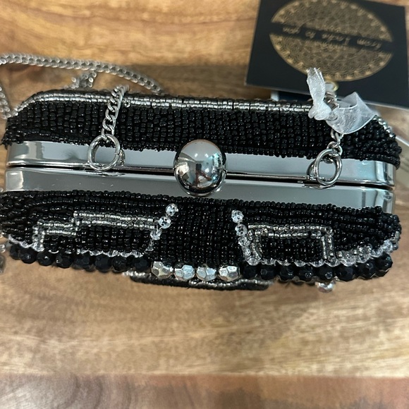 Black Beaded Camera Crossbody Bag - Picture 3 of 8